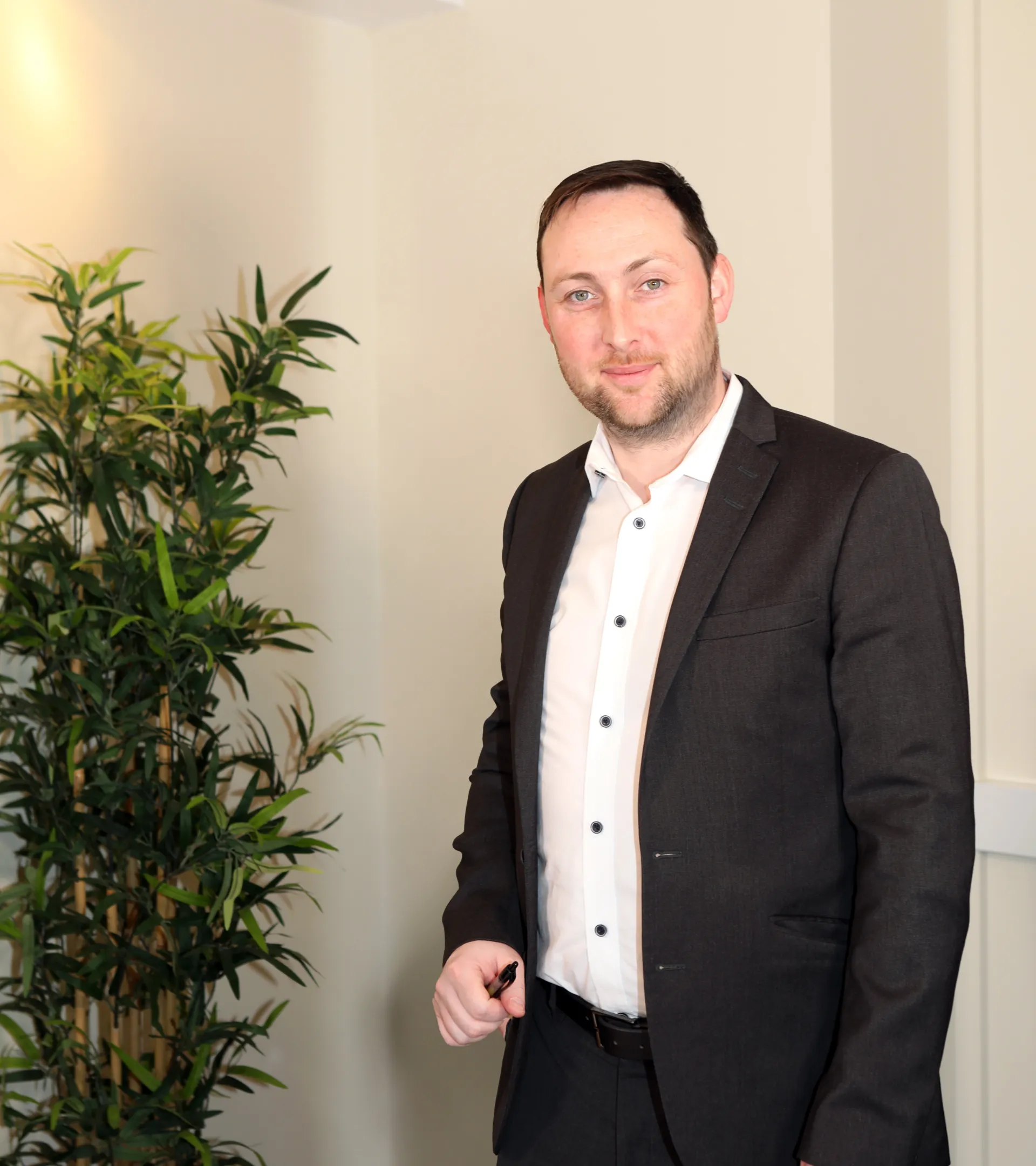 Portrait Image of David Cox, Managing Director of Hollybrook